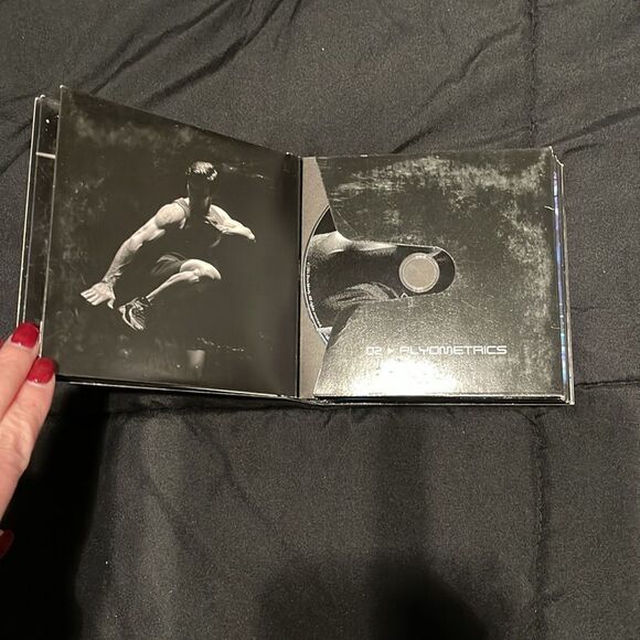 P90X - Extreme Home Fitness - Picture 3 of 15